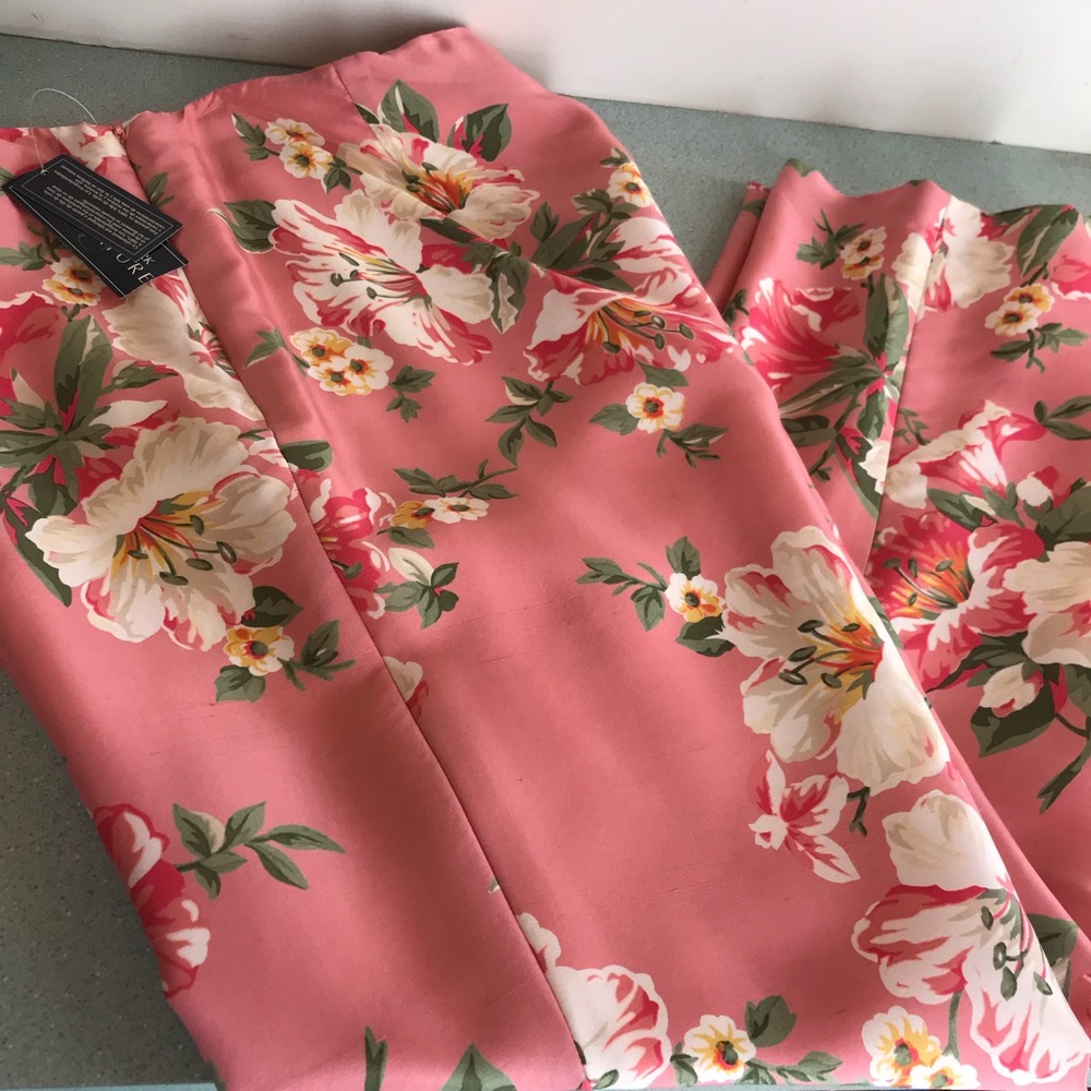 NWT Silk ankle pants cruisewear